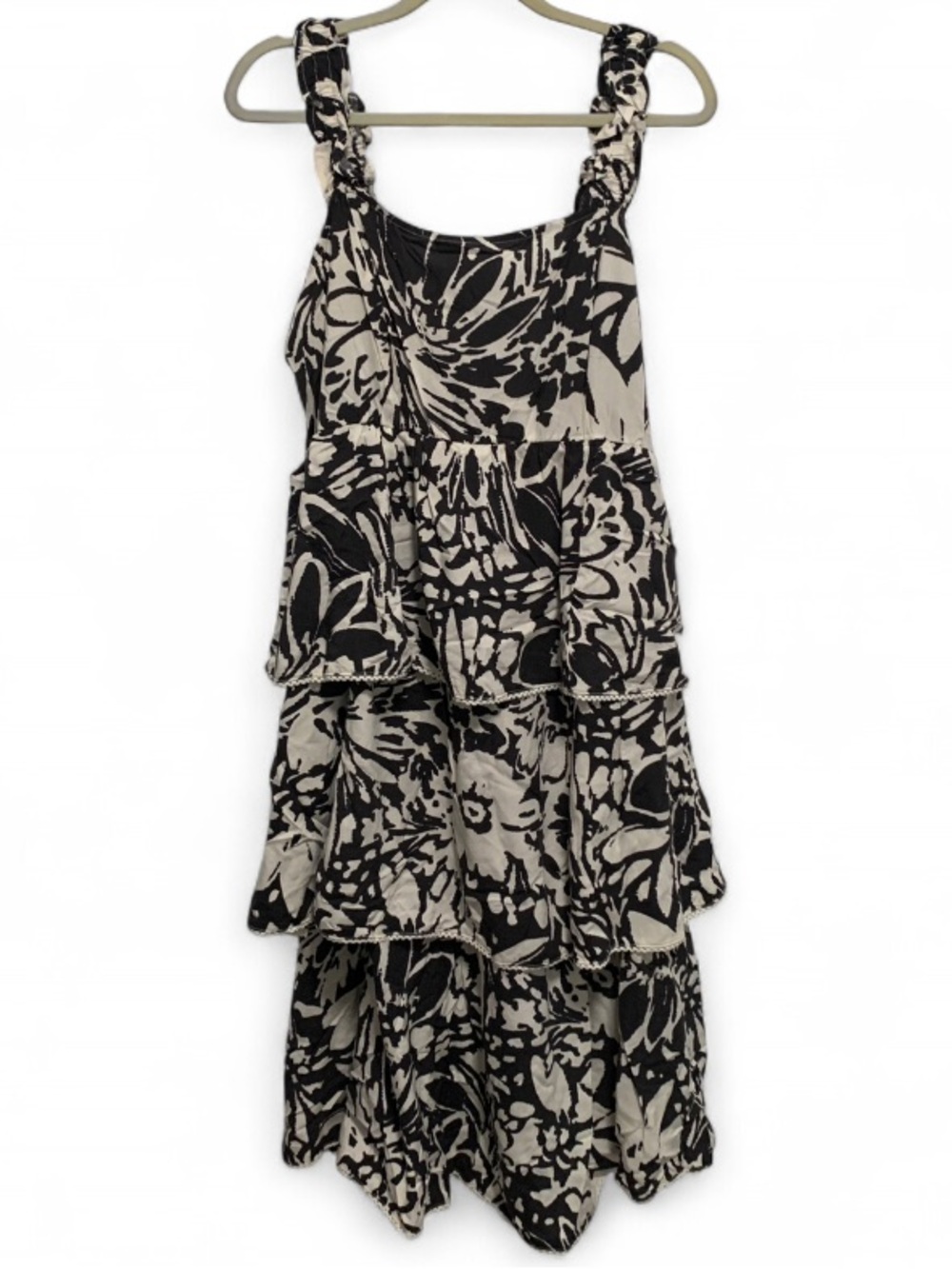 NWT Torrid Ruffle Straps Tiered Black and White Floral Midi Dress